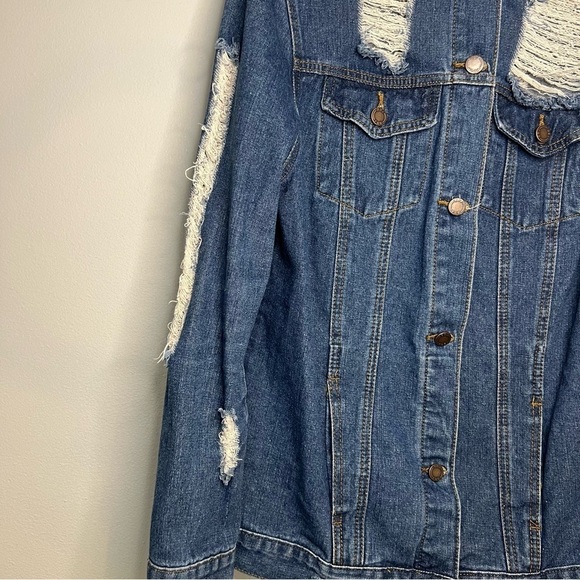 BBJ Women’s Distressed Denim Jean Jacket Size M 100% Cotton Blue Was Long Sleeve - Picture 7 of 15